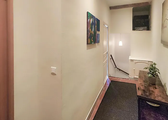 2 Bedroom Beautiful In *